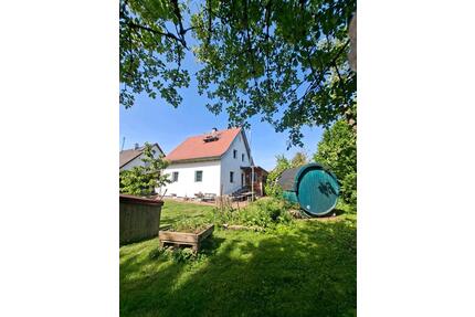 Einfamilienhaus mit Gewerberaum und traumhaftem Garten - Röhrmoos