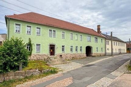 AUKTION: überwiegend vermietetes Mehrfamilienhaus - Lengenfeld Plohn