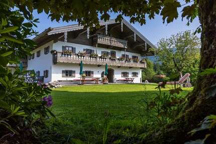 Haus zum Kaufen in Inzell 2.150.000,00 € 427 m²