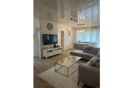 Provisionsfreie 3 Zimmerwohnung, voll renoviert - Nußloch