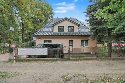 Haus zum Kaufen in Erkner 599.000,00 € 109.02 m²