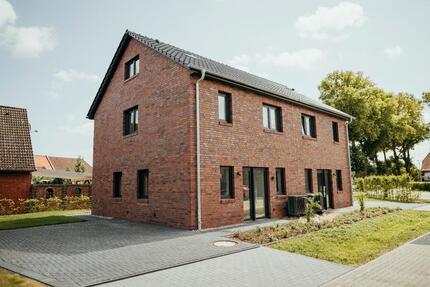 Neubau Doppelhaushälfte in Brietlingen - einzugsbereit!