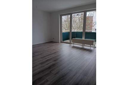 Renovierte 2 Zimmer Mietwohnung im 1. Obergeschoss - Stralsund Grünthal-Viermorgen