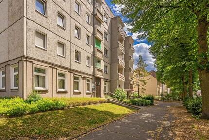 Wohnen in Innenstadtnähe! - 341,00&nbsp;EUR Kaltmiete, ca.&nbsp; 61,26&nbsp;m&sup2; in Neubrandenburg (PLZ: 17033)