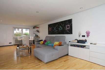 Wohnung zum Kaufen in Freiberg am Neckar 249.000,00 € 78.58 m²