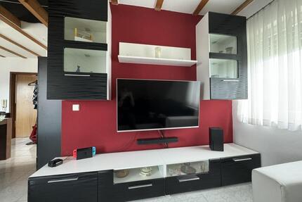 2-Zimmer-Wohnung in Eningen - 600,00&nbsp;EUR Kaltmiete, ca.&nbsp; 45,00&nbsp;m&sup2; in Eningen unter Achalm (PLZ: 72800)