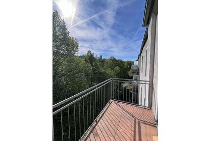 Wohnung zum Kaufen in Wiesbaden 205.000,00 € 71.82 m²