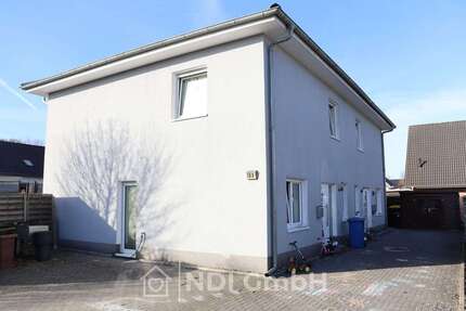 Haus zum Kaufen in Elmshorn Kölln-Reisiek 377.000,00 € 106 m² - Elmshorn / Kölln-Reisiek