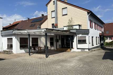 Gastronomie in Dettingen unter Teck 2.800,00 € 420 m²