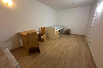 Kleines Apartment zur Zwischenmiete bis Mai - Haus an der Alb - St. Blasien