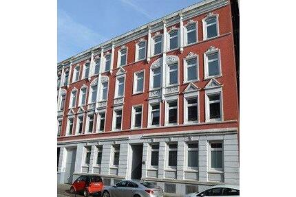 038006 - 3 ZKB Wohnung mit Balkon im 2. OG rechts zu vermieten - Wilhelmshaven