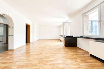 Haus zum Kaufen in Korschenbroich 398.000,00 € 139.93 m²