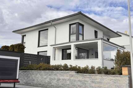 Haus zum Kaufen in Marktredwitz 890.000,00 € 182 m²