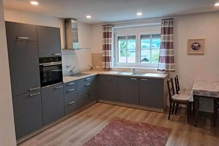 Voll möblierte Single-Wohnung - 750,00&nbsp;EUR Kaltmiete, ca.&nbsp; 58,00&nbsp;m&sup2; in Arzberg (PLZ: 95659)