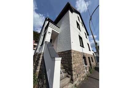 Haus zum Mieten in Iserlohn 1.485,00 € 174 m²