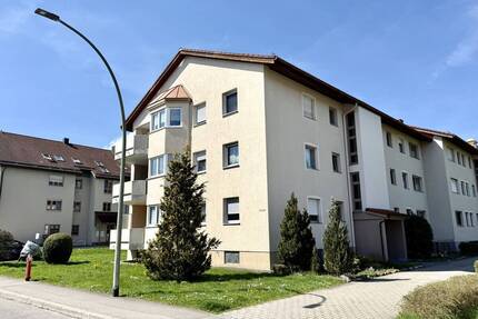 Attraktive, renovierte und möblierte 3 Zimmer Wohnung mit Balkon in Schongau
