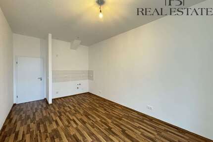 Wohnung zum Mieten in Magdeburg 395,00 € 60.2 m²