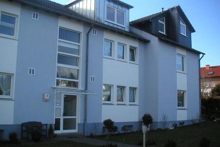 moderne, DG-Wohng. 70qm, 3 Zim.,offene Küche, Loggia,Stellplatz - Möhnesee