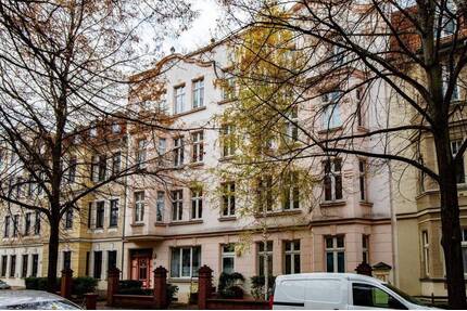 Frisch sanierte 2-Zimmer-Wohnung mit neuer Einbauküche & Tageslichtbad in Stadtfeld-Ost - Magdeburg Stadtfeld Ost