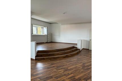 Großzügige 3 - Zimmer Wohnung in Bremerhaven