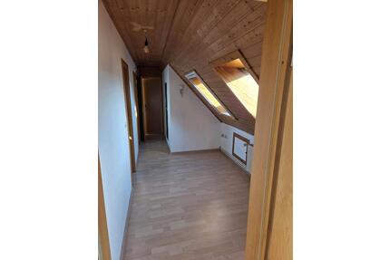 kleine Wohnung zu vermieten - 400,00&nbsp;EUR Kaltmiete, ca.&nbsp; 45,00&nbsp;m&sup2; in Liebenburg (PLZ: 38704)