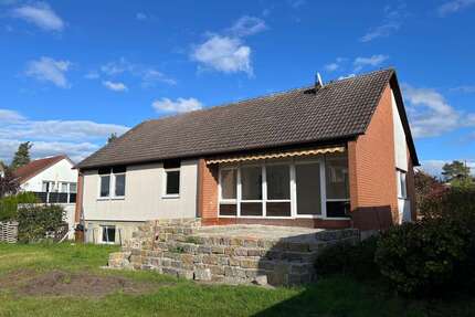 Haus zum Mieten in Bubenreuth 2.300,00 € 128 m²