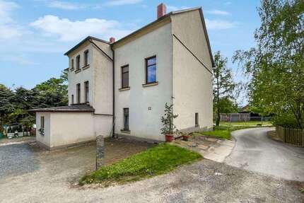 Haus zum Kaufen in Rosenbach 120.000,00 € 278 m²