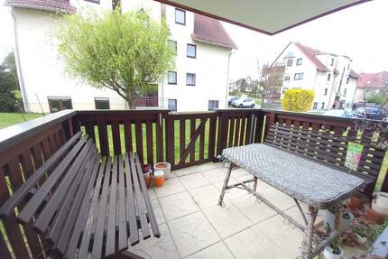 Eigentumswohnung in sehr beliebter Lage, EG, Maisonette mit Terrasse und PKW-Stellplatz - Meerane