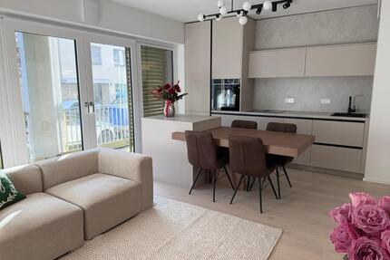 Vollständig möblierte, luxuriöse 2-Zimmer Wohnung (Neupasing) - München Aubing-Lochhausen-Langwied