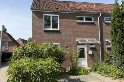 Charmantes Reihenendhaus in ruhiger Lage nahe dem Fischerweg - Güstrow
