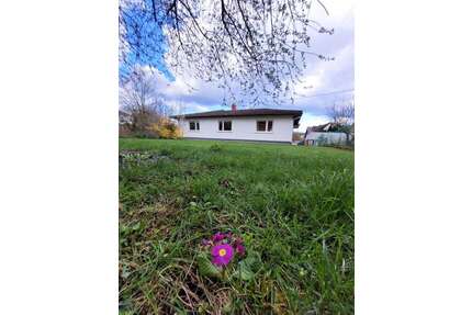 Haus zum Mieten in Idstein-Wörsdorf 2.800,00 € 230 m²