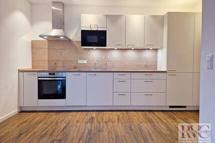 Komfortables Servicewohnen für alle ab 60: Moderne, geräumige 2-Zi.-Wohnung mit Terrasse in Waging - Waging am See