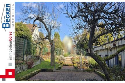 Großzügige Gartenwohnung mit charmanter Außenfläche & Garage für 2 Personen - Detmold