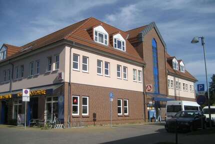 Büro in Templin 2.463,09 € 351.87 m²