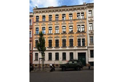 Altbaucharme mit Balkon nähe Leipziger Auwald