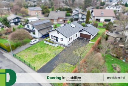Neuwertiger Bungalow auf einer Ebene mit großer Garage in Königswinter-Thomasberg