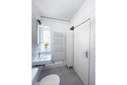 Am Kothen ! Modern mit Küche - 500,00&nbsp;EUR Kaltmiete, ca.&nbsp; 46,00&nbsp;m&sup2; in Wuppertal (PLZ: 42287) Lichtenplatz
