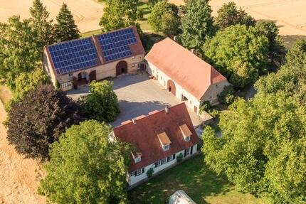HOFGUT - WOHNHAUS MIT NEBENGEBÄUDEN IN ALLEINLAGE ! - Sinsheim