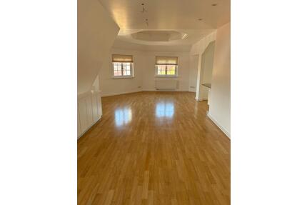 Exklusive Wohnung zu vermieten - 1.250,00&nbsp;EUR Kaltmiete, ca.&nbsp; 100,00&nbsp;m&sup2; in Coburg (PLZ: 96450)