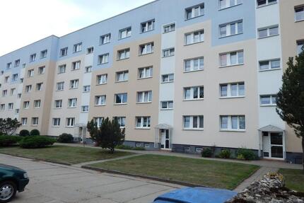 3-Raum Wohnung - 390,00&nbsp;EUR Kaltmiete, ca.&nbsp; 60,00&nbsp;m&sup2; in Gnoien (PLZ: 17179)