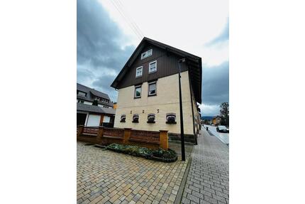 2 Zimmerwohnung komplett renoviert - Höfen an der Enz