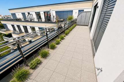 Wohnung zum Mieten in Berlin 2.100,00 € 79.99 m²