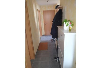 Wohnung 3 ZKB, OG, Flur, Balkon und Stellplatz, zu vermieten - Beckum