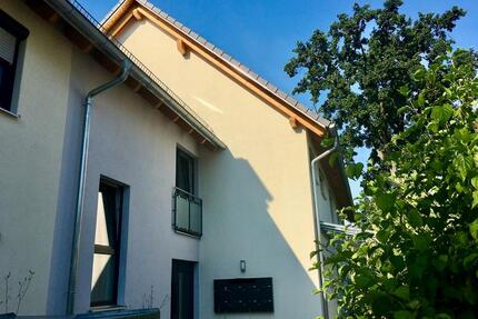 4 Zimmer EG Wohnung mit Garten - 2.100,00&nbsp;EUR Kaltmiete, ca.&nbsp; 107,00&nbsp;m&sup2; in Unterschleißheim (PLZ: 85716)