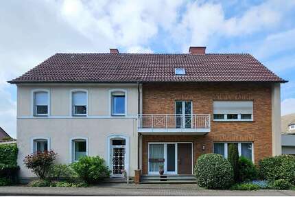 Haus zum Kaufen in Langenberg 449.000,00 € 250 m²