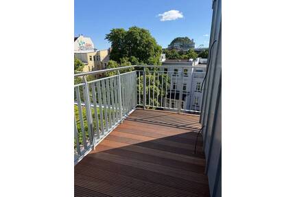 2-Zimmerwohnung mit kleiner Dachterrasse - Hamburg St. Pauli