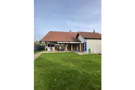 Haus zum Mieten in Monheim 2.300,00 € 154 m²