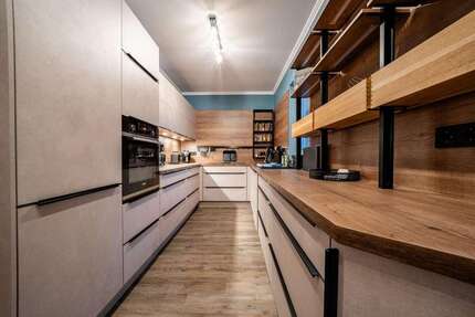 Haus zum Mieten in Hage 1.490,00 € 120 m²