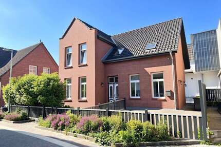 Haus zum Kaufen in Heide 429.000,00 € 203.5 m²