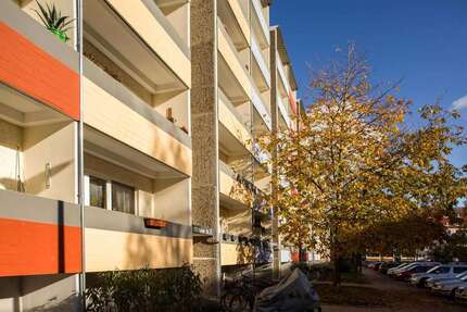 Wohnung zum Mieten in Neubrandenburg 314,00 € 62.93 m²